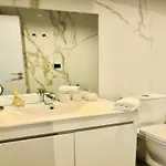 Bright And Spacious In Oporto