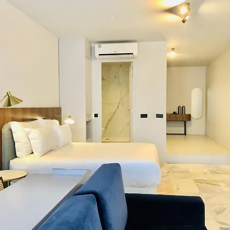 Apartment Bright And Spacious In