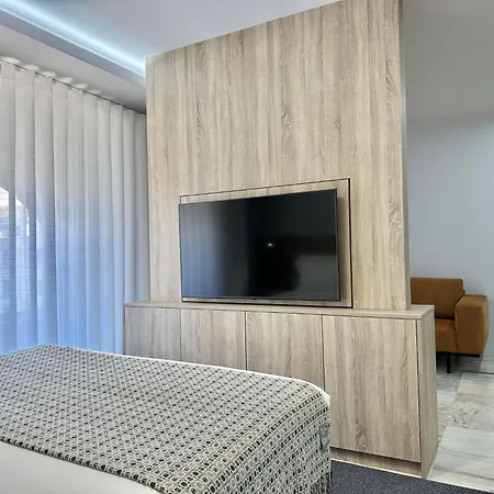 Bright And Spacious In * Porto