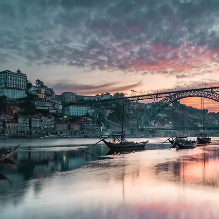 Bright And Spacious In Porto