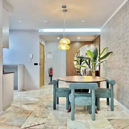 Bright And Spacious In * Porto