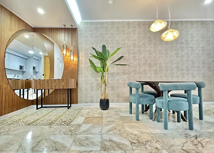 Bright And Spacious In Oporto